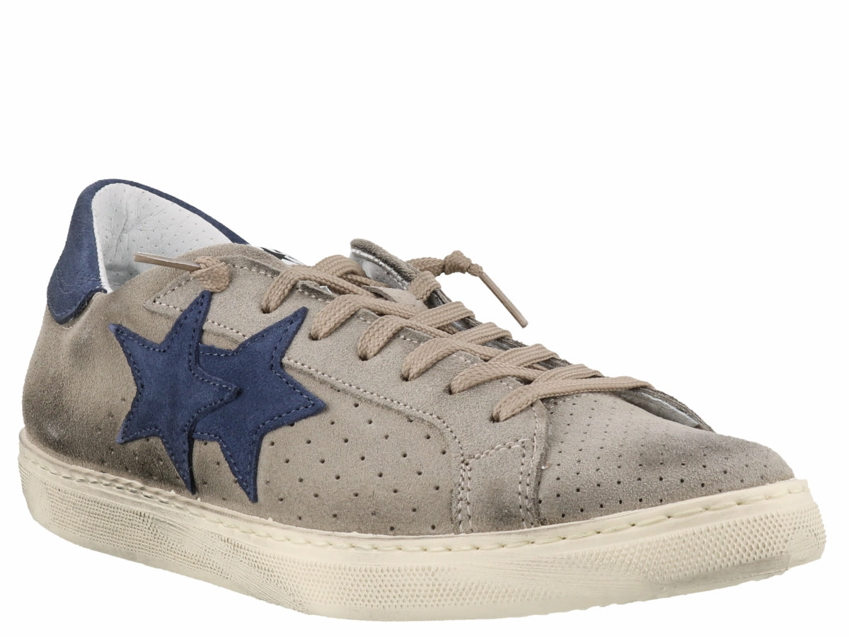 2Star Distressed Sneakers