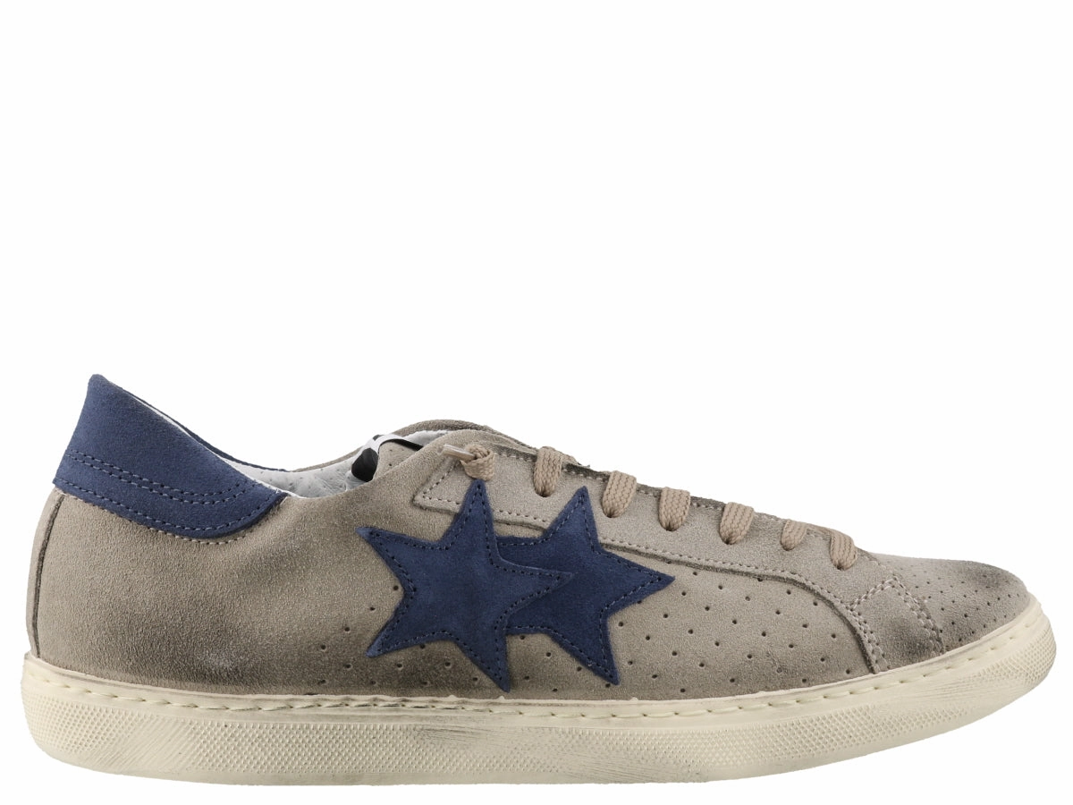 2Star Distressed Sneakers