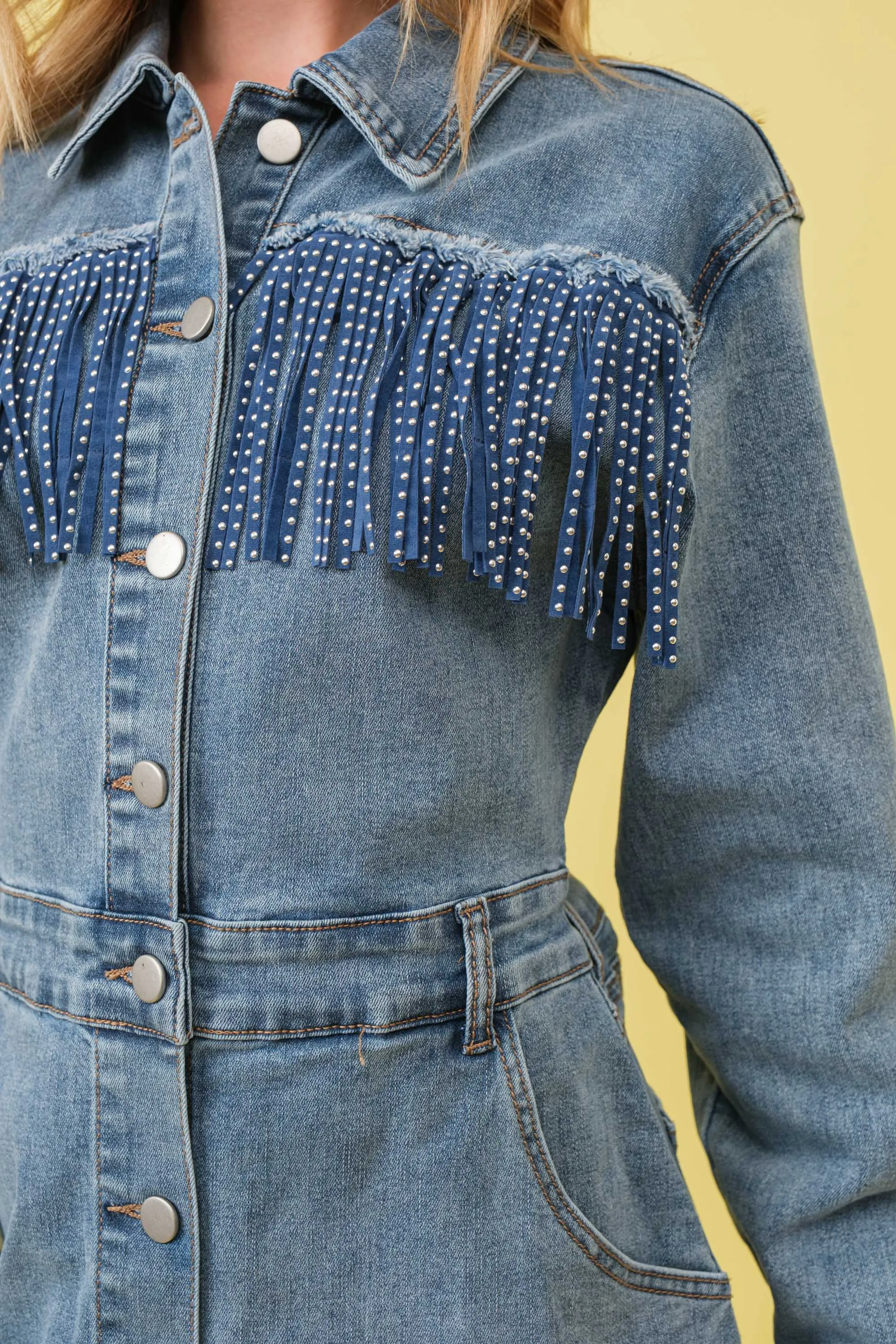80053D - Garment Washed Studded Fringe Western Denim Dress: LIGHT WASH