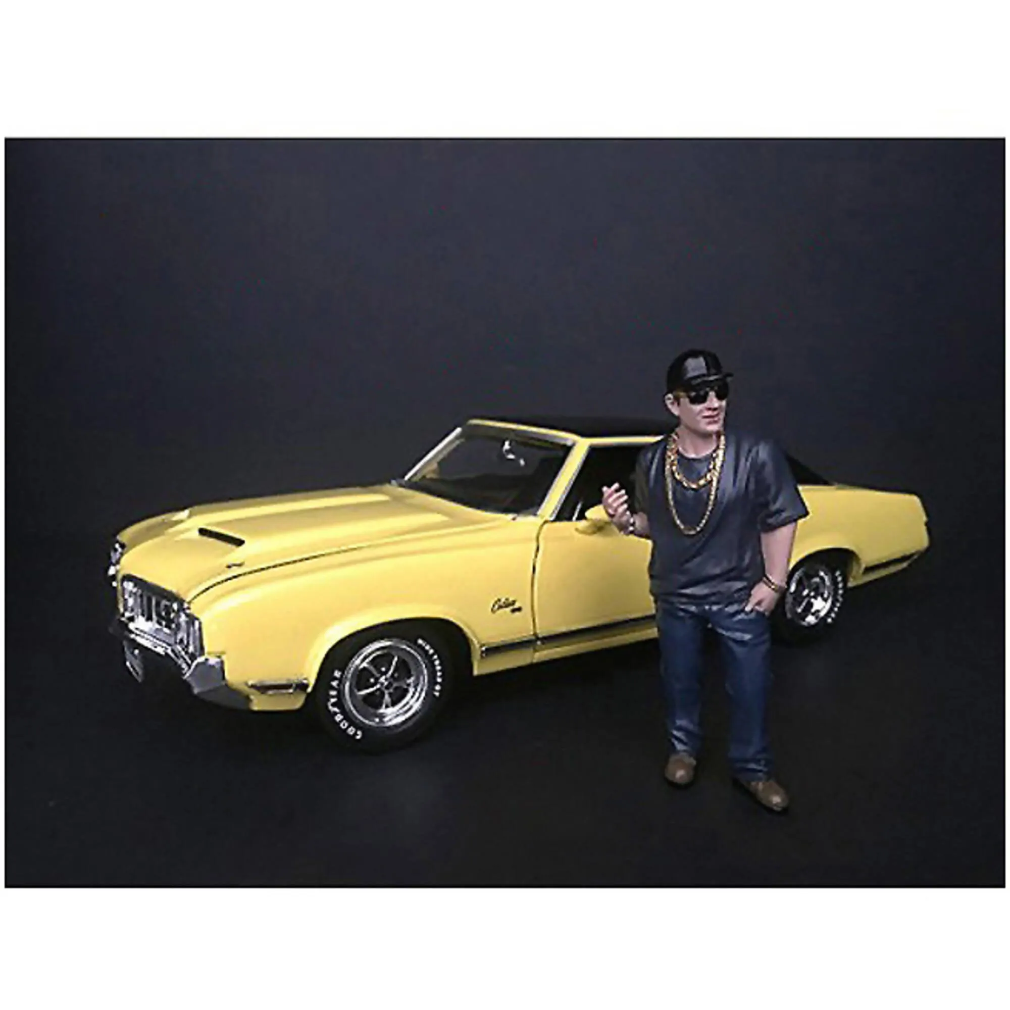 American Diorama Figurine - "Hanging Out II" Juan for 1/18 Scale Models Blister Pack