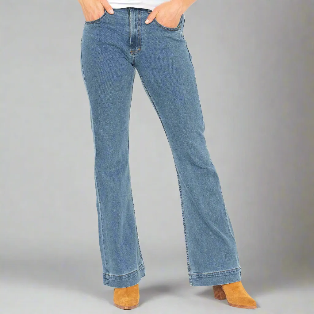 Flare - Light Wash Stretch