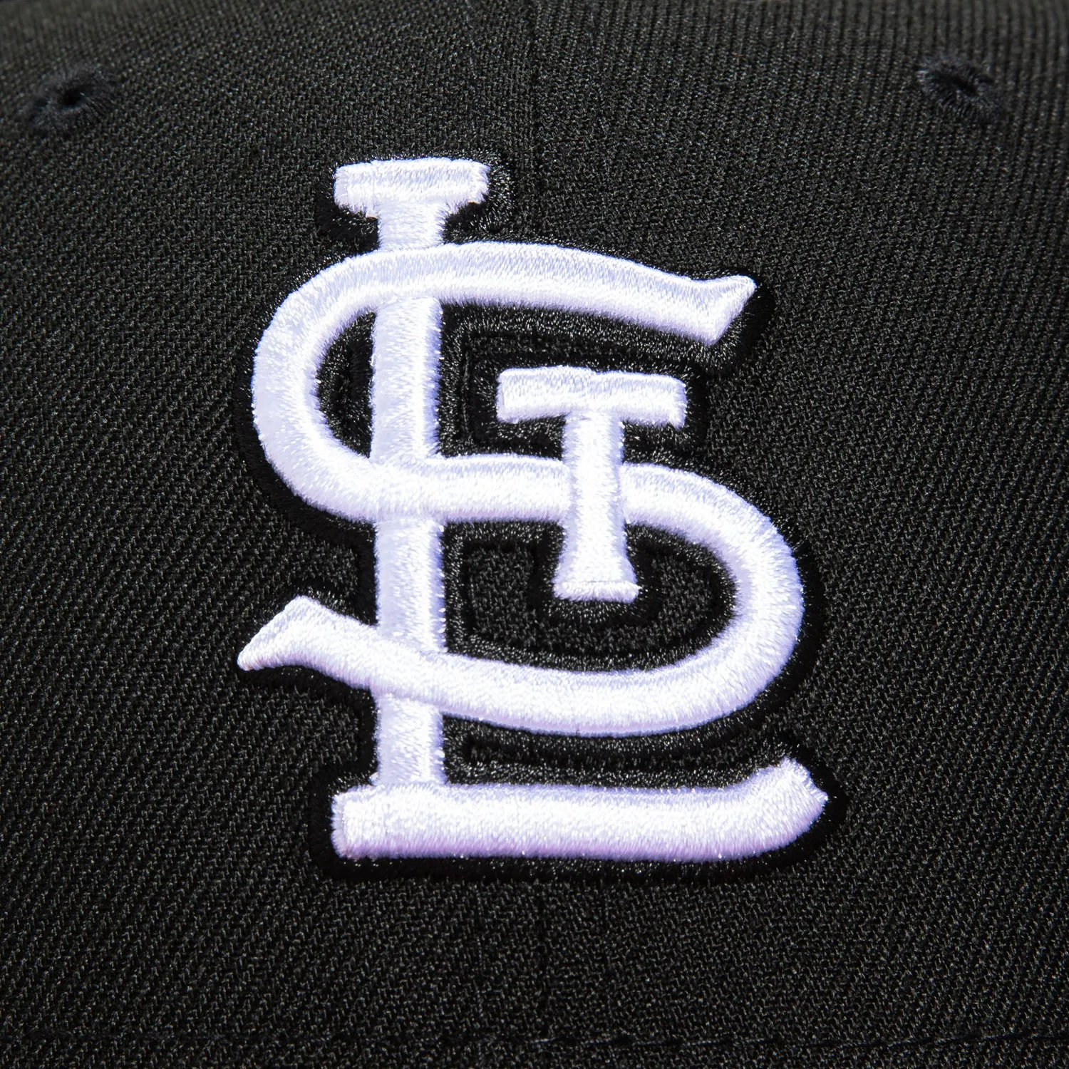New Era 59Fifty Denim Pack St Louis Cardinals Inaugural Season Patch Hat - Black. Denim Cardinal
