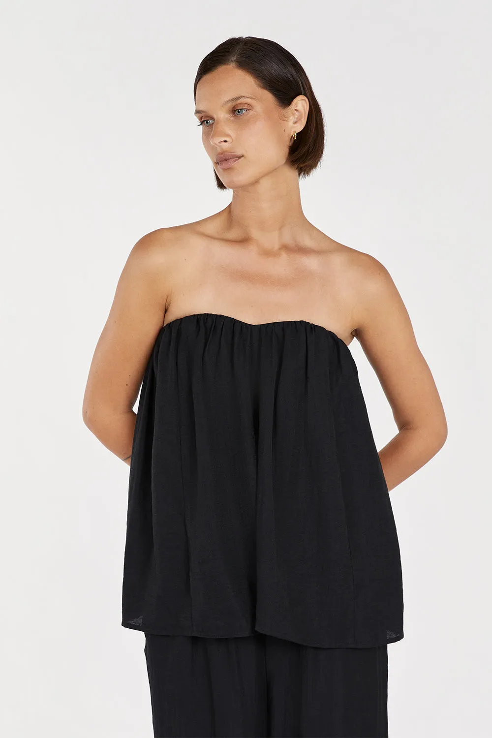 SHANIYA BLACK STRAPLESS TOP