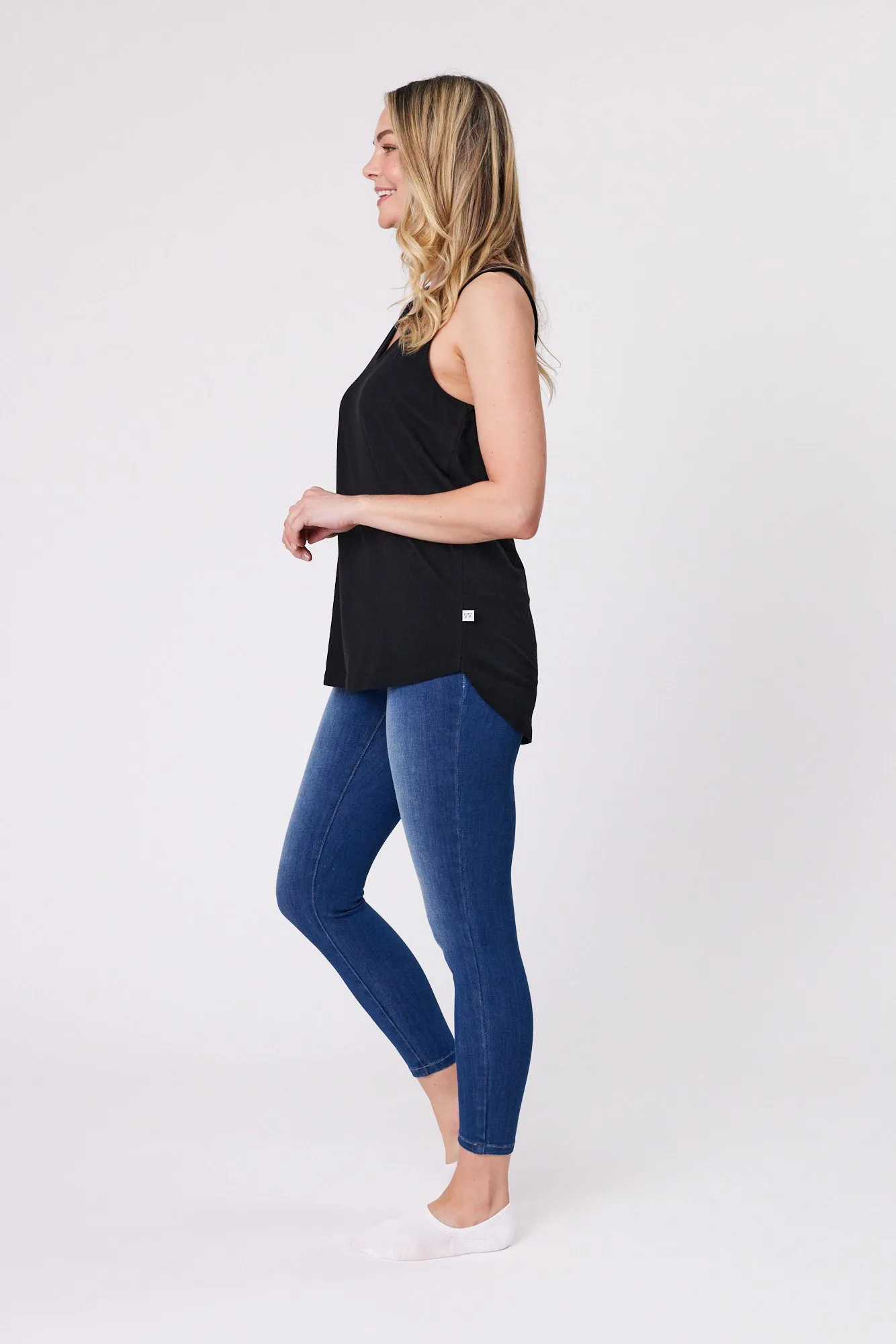 Shine On Essentials Tank Black