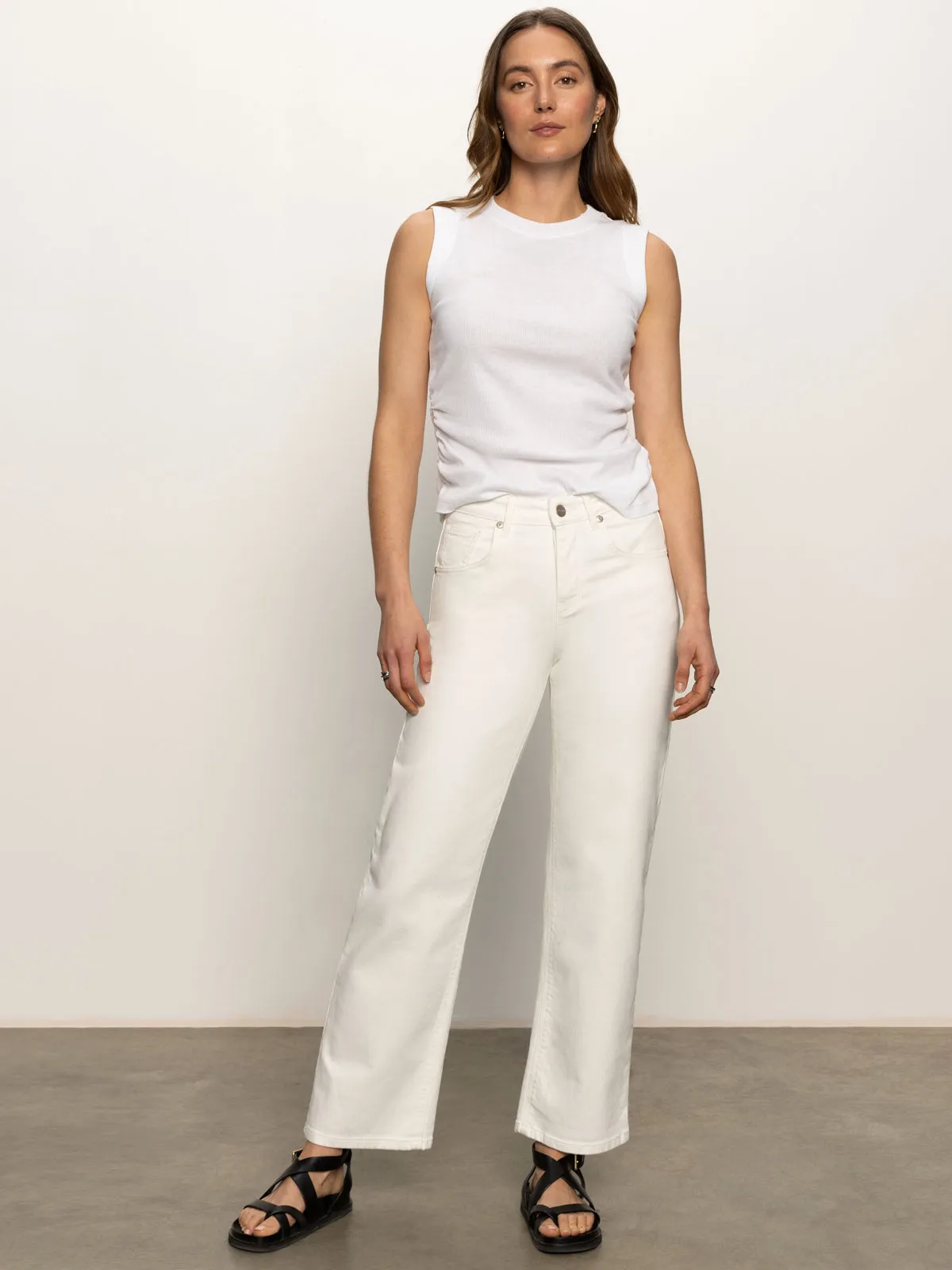 Soleil 90's Straight High Rise Jeans White