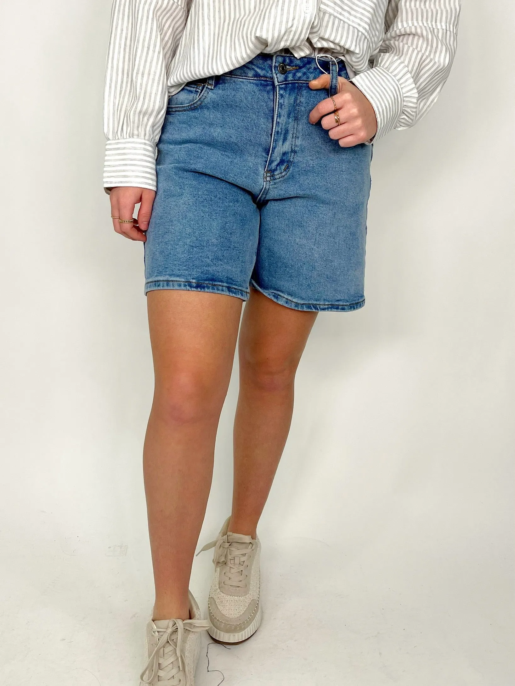 The Kelsey Mom Shorts